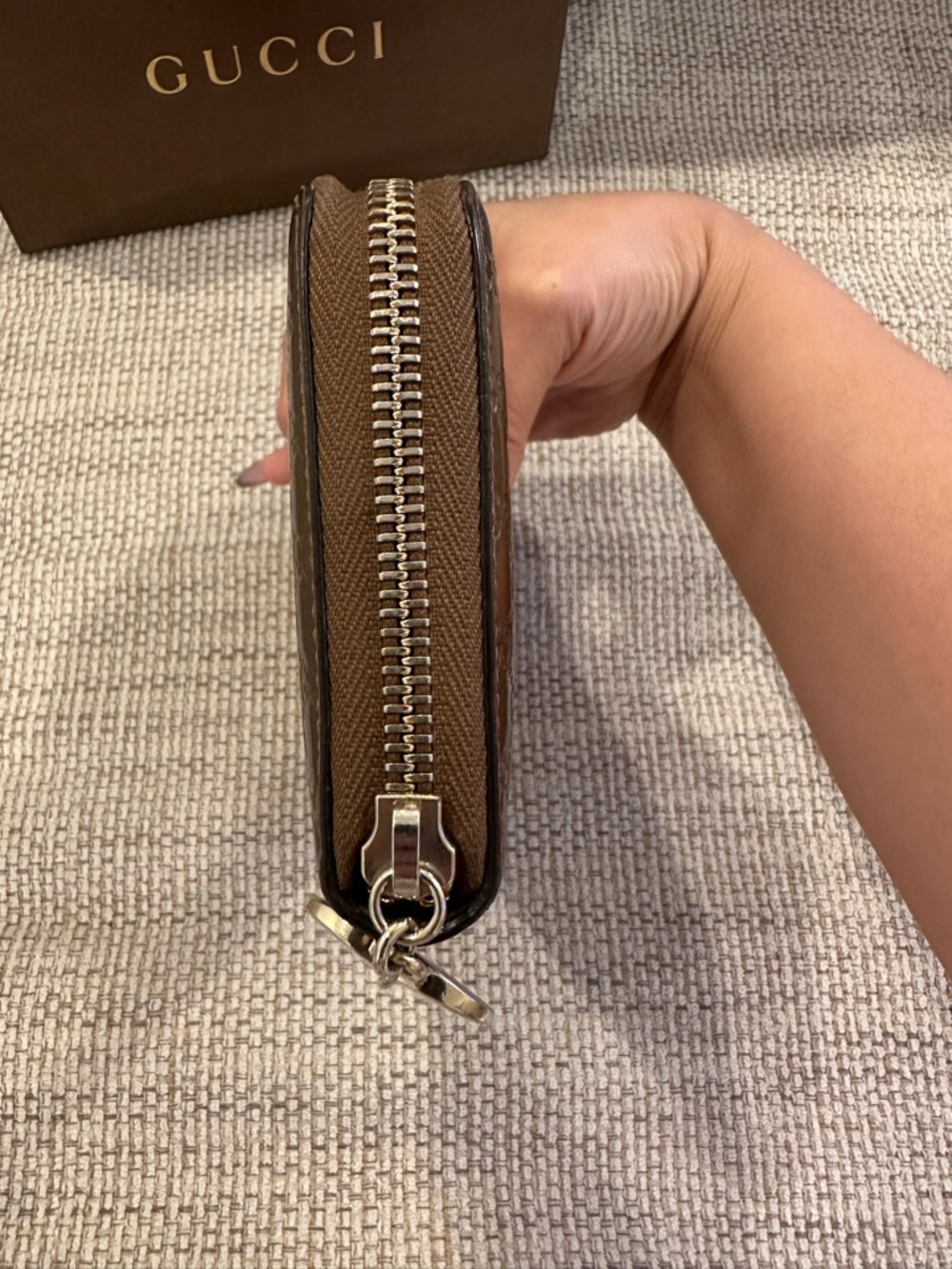 Gucci Microguccissima Patent Leather Zip Around Wallet In Bronze - Picture 7 of 11